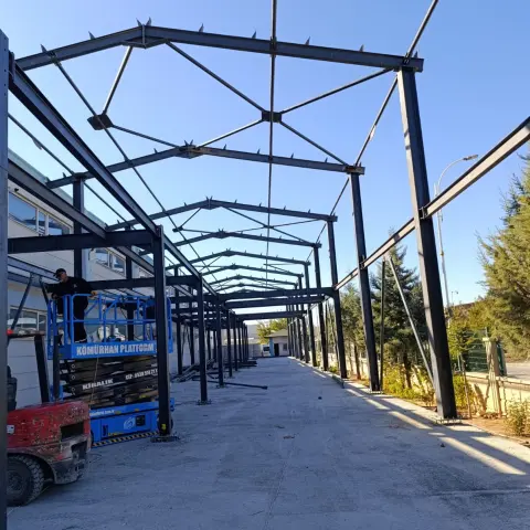 Uzun akslı çelik sundurma taşıyıcıları